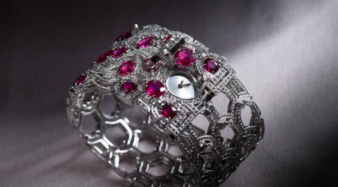 Tajemnica Cartiera. Bransoletka Koinobori Secret