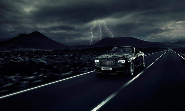 Mroczny przedmiot pożądania. Nowy Rolls-Royce Dawn Black Badge