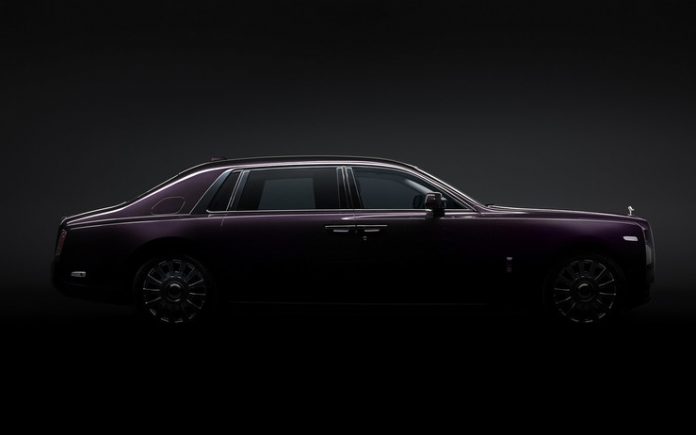 Nowy RollsRoyce Phantom najbardziej luksusowy samochód