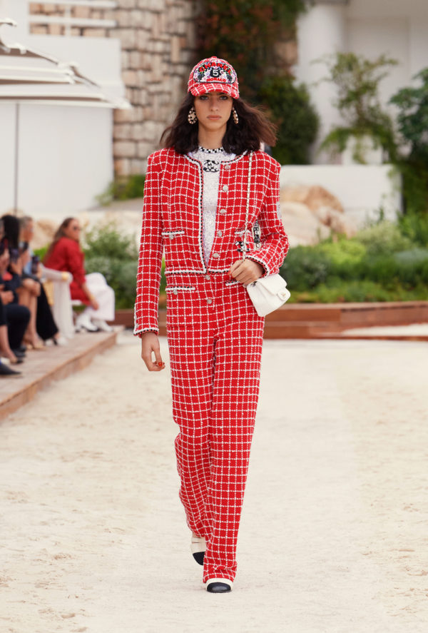 chanel_001-cruise-2022-23-collection_looks_vf-HD-600x887