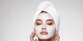 Top 5: Najlepsze maski do twarzy o działaniu anti-aging