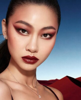 Trendy w makijażu na jesień-zima 2025